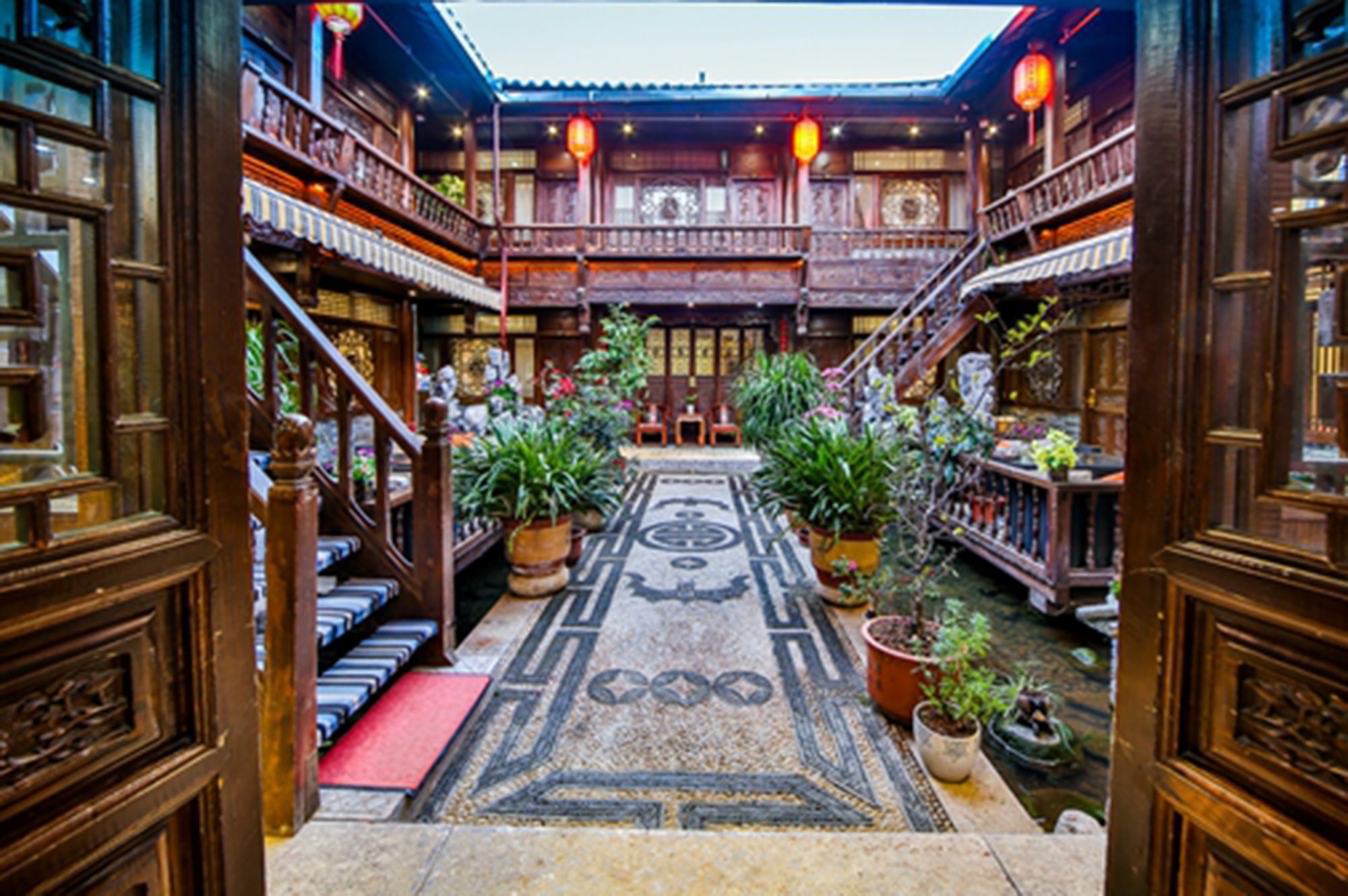 He Mu Ju Inn Zhongyi Branch Lijiang  Eksteriør bilde